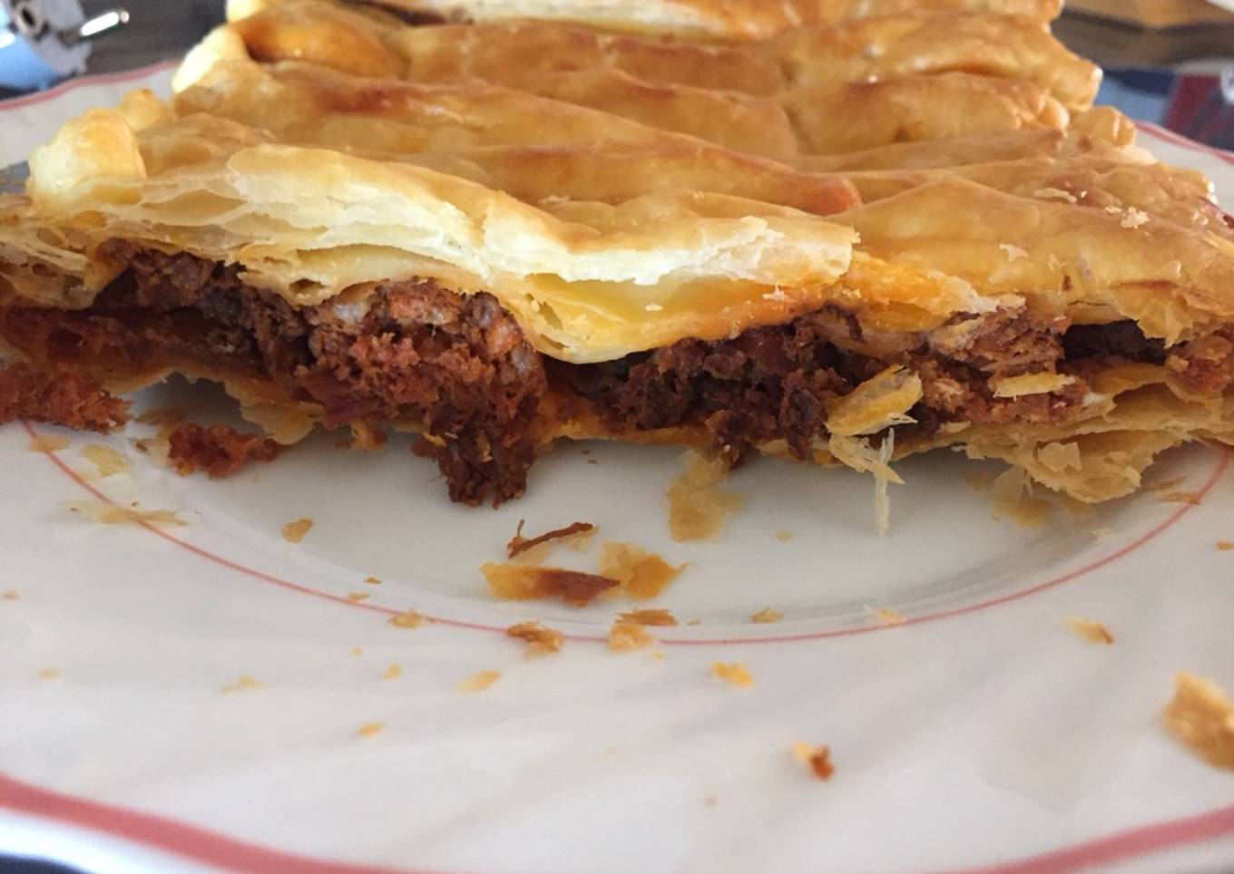 Empanada de compango (restos de fabada)