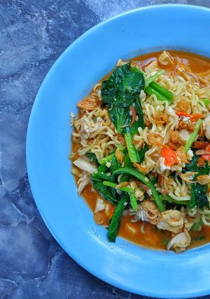 Foto resep Mi Nyemek Instan Pedas