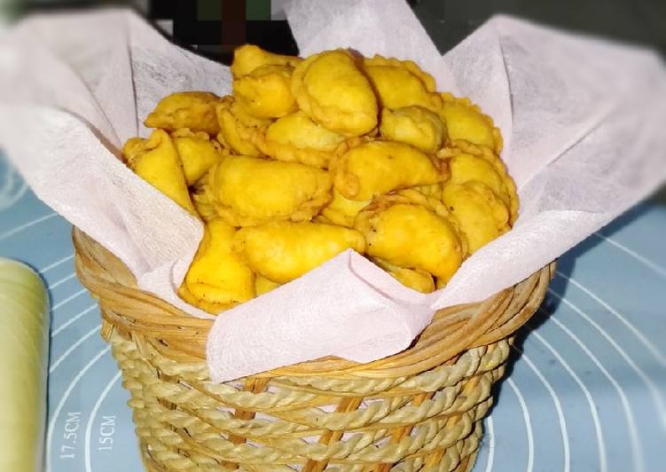 Rahasia Memasak Pastel Kering Mini Yang Gurih