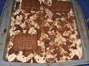 Una foto de chocotorta con crema