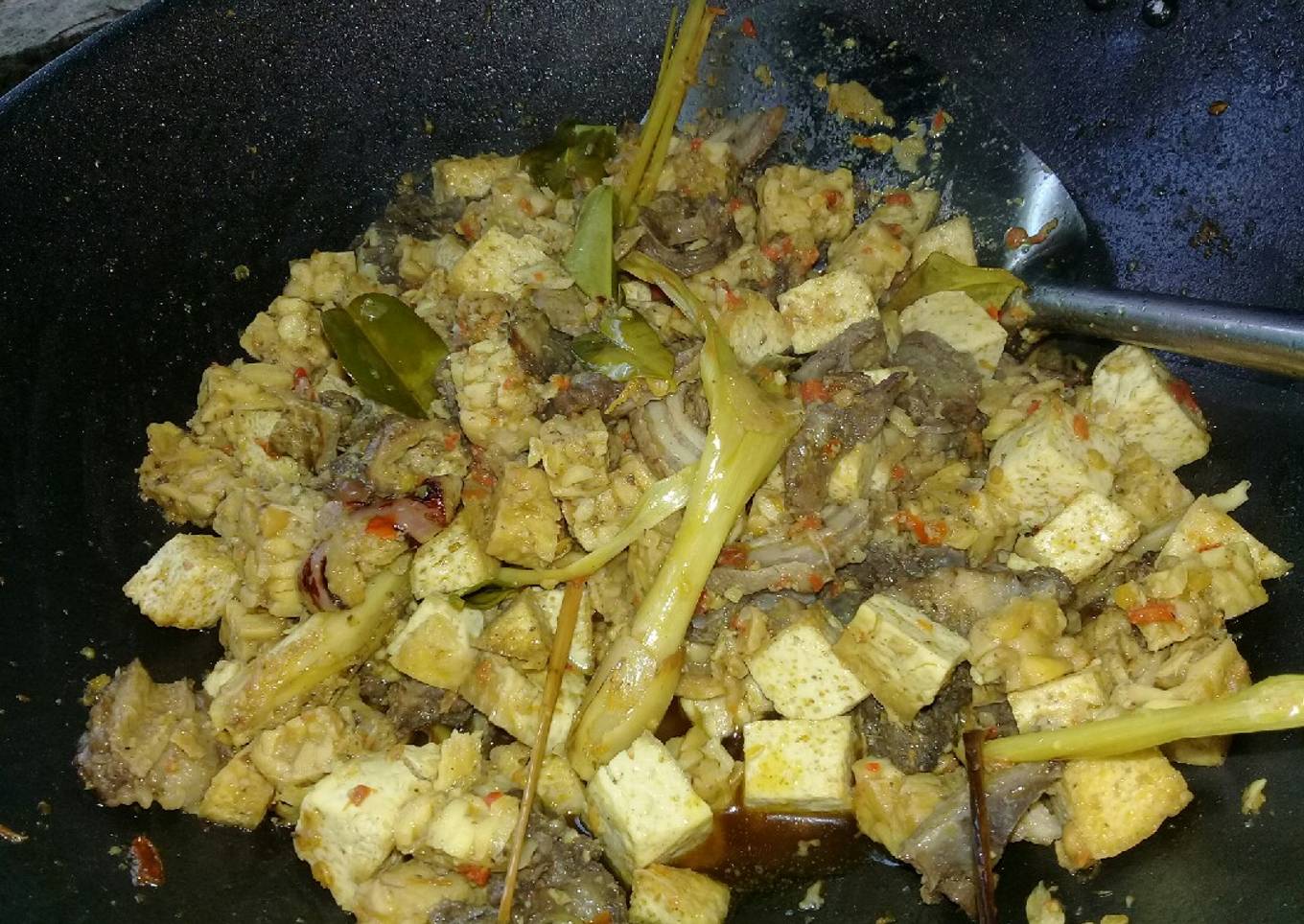Rica2 tahu tempe dan tetelan