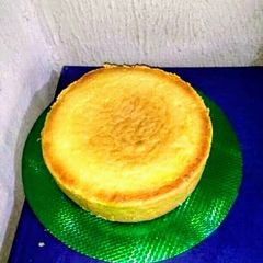 A picture of Orange Vanilla Cake.