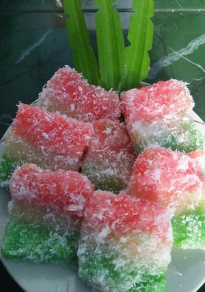 Foto resep Singkong Kukus Pelangi