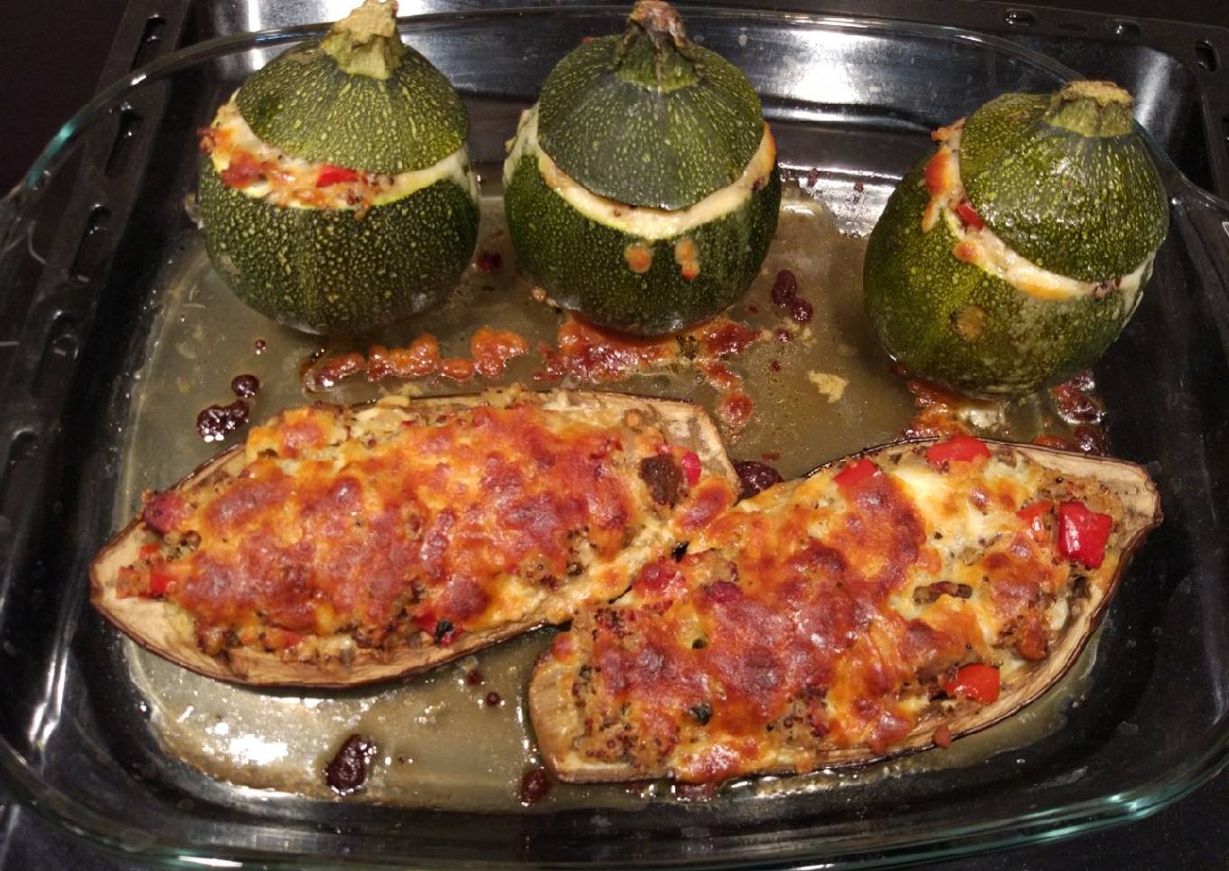 Calabacín y berenjena rellenos con quinoa