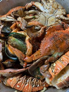 A picture of Seafood Boil.