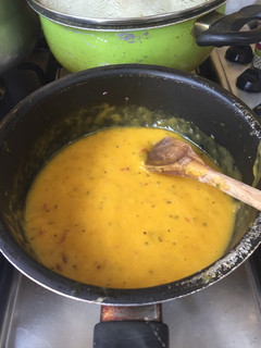 Una foto de Salsa de mango para pollo o acompañar