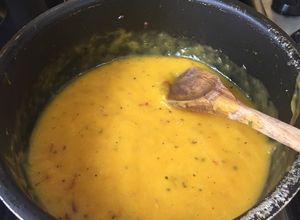Una foto de Salsa de mango para pollo o acompañar