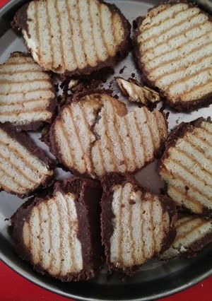 A picture of Marigold biscuit cake.