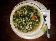A picture of onion leaves
