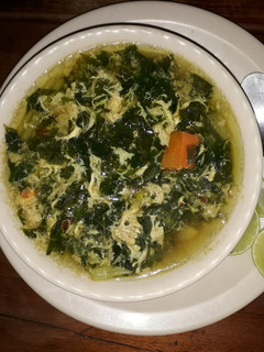 Una foto de Sopa de chipilín con huevo...🇸🇻