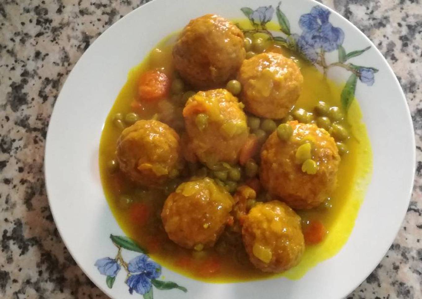 Albóndigas de pollo a la cerveza con cúrcuma🍗🍺