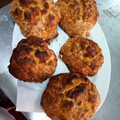 A picture of Rock cakes.