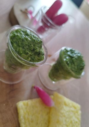 Une photo de Dips pesto de radis