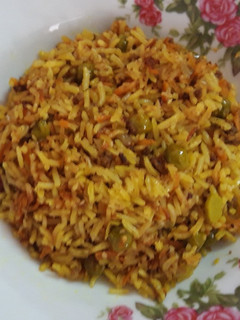 عکسی از دستور هویج پلو با نخود فرنگی