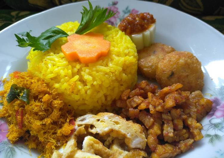 Cara Membuat Nasi kuning maknyuss, Lezat Sekali