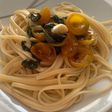 Spaghetti con tomates confitados