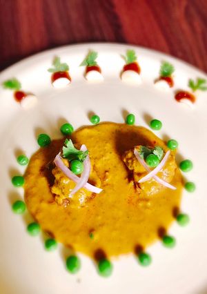 A picture of Lauki Kofta Curry.