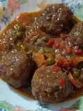 Albóndigas en salsa de alcaparras