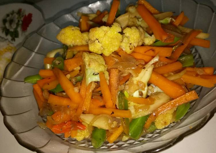 Langkah memasak Tumis Wokocis (wortel brokoli buncis) Lezat