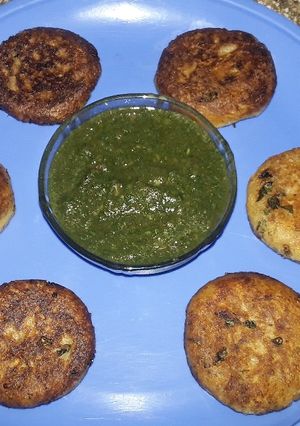 A picture of Sweet Potato and Banana tikki.