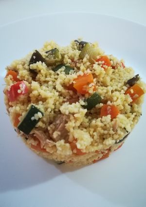 Foto principal de Cous cous con verduras y atún