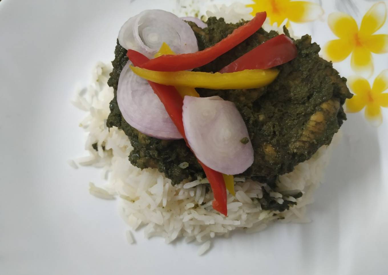Steamed palak chicken