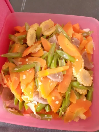 Langkah Gampang Menyiapkan Resep Capcay bakso yang Lezat Anti Ribet, Lezat Sekali