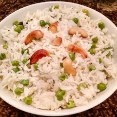 A picture of Fresh peas pulao.
