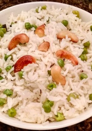 A picture of Fresh peas pulao.