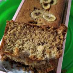 A picture of Bolu pisang.
