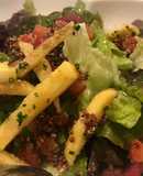 Ensalada de quinoa, manzana y remolacha