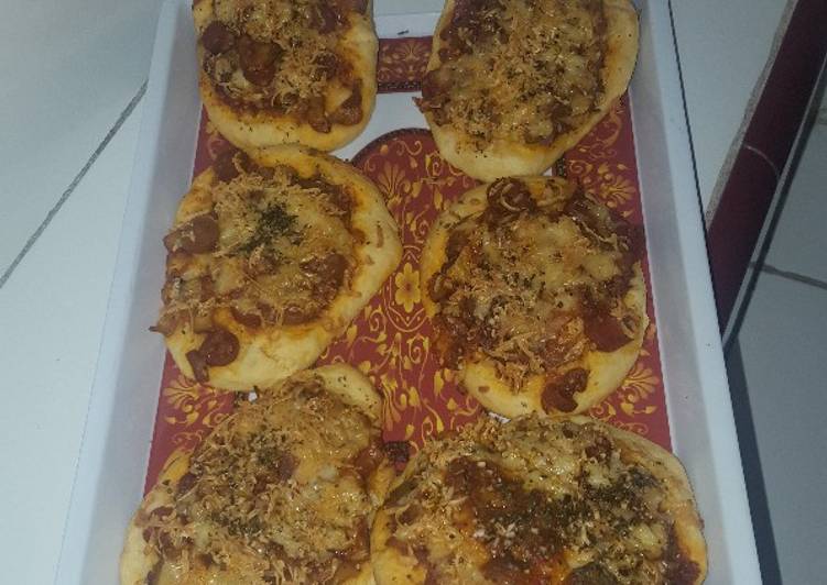 Langkah Mudah untuk Menyiapkan Mini pizza yang Bisa Manjain Lidah