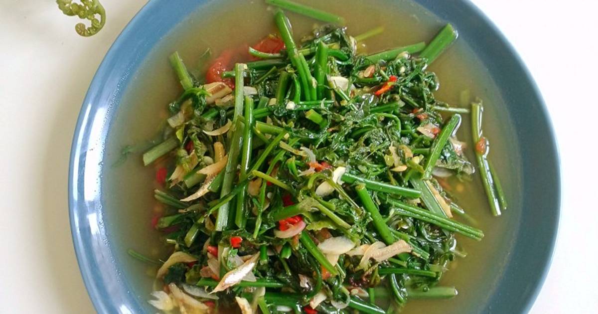 Resep Tumis Daun Pakis Dengan Teri Oleh Mutia Rahmi Cookpad