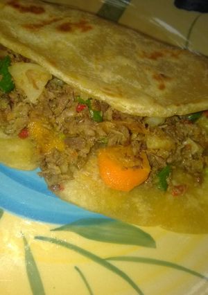 A picture of Roti/chapatti.