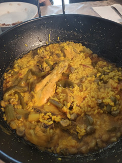 Una foto de Arroz con pollo y verduritas