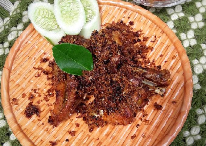 Ayam Goreng Serundeng