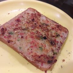 A picture of Suji Bread.