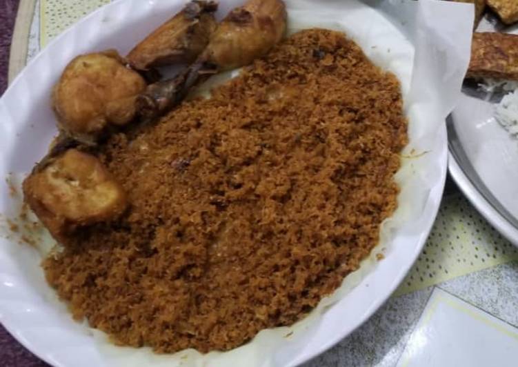 Ayam Goreng Srundeng Kelapa