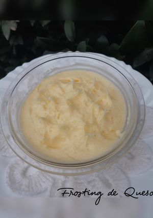 Una foto de FROSTING DE QUESO 🍰