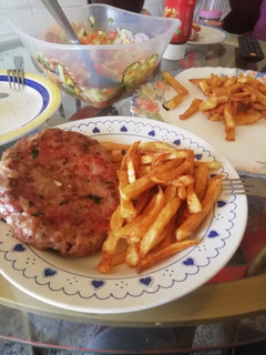Una foto de Hamburguesones con sorpresa