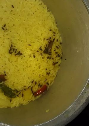 आलू पुलाव (Aloo Pulao recipe in Hindi) रेसिपी मुख्य फोटो