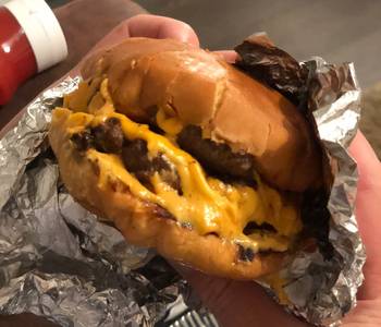 Ultimate, Prepare A gooey naughty cheeseburger Restaurant Style