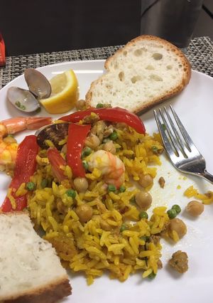 A picture of Paella - Valencia Style.