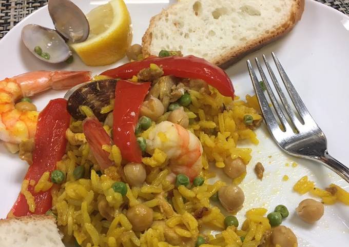 Simple Way to Make Super Quick Homemade Paella - Valencia Style