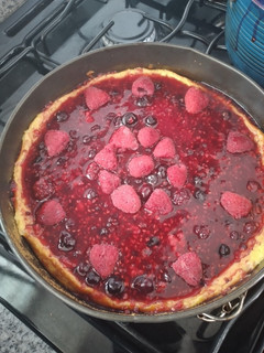Una foto de Pie de queso y frutos rojos