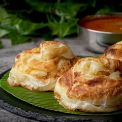 A picture of Bun Parotta.