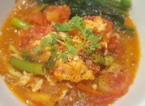 รูปของ บะหมี่ซุปไข่มะเขือเทศน้ำข้น Tomato & Egg Noodle Soup
