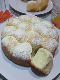 Foto resep Soft and Fluffy Cream Cheese Bread