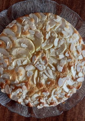Une photo de Gâteau aux pommes et amandes 🍎