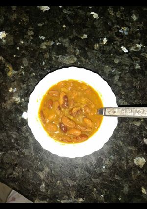 A picture of Rajma masala.